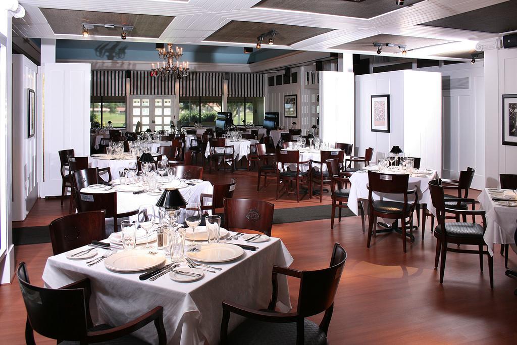 Miami Lakes Hotel And Golf Exterior photo