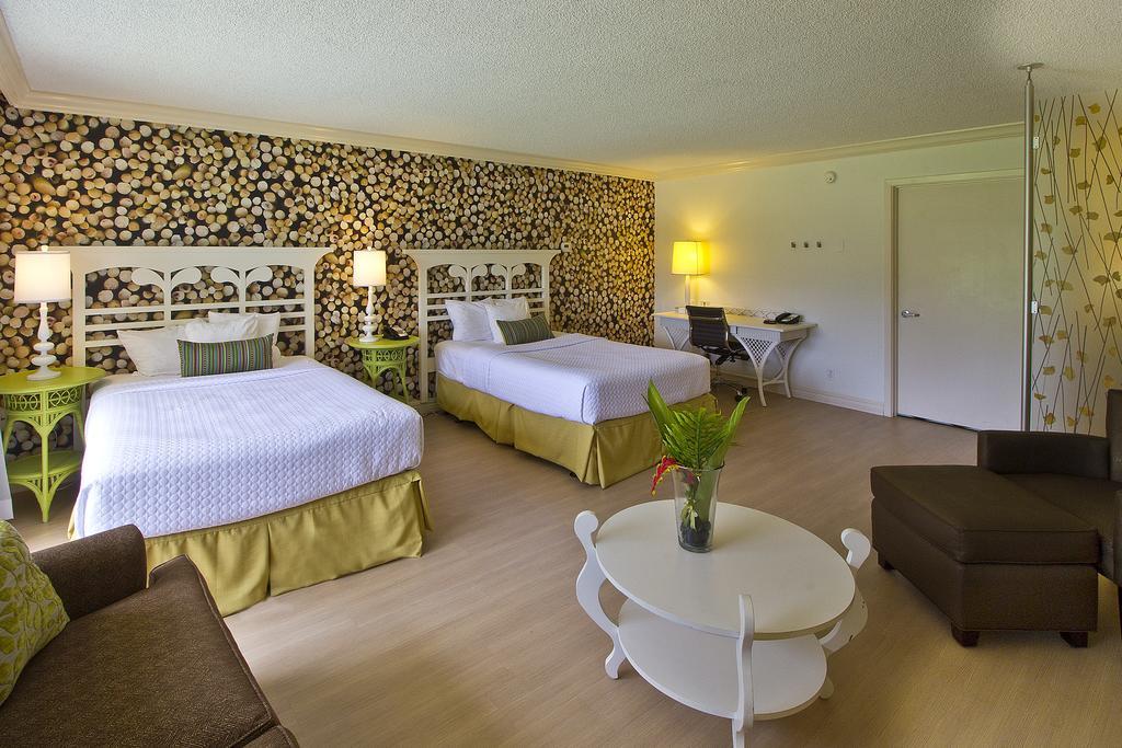 Miami Lakes Hotel And Golf Exterior photo