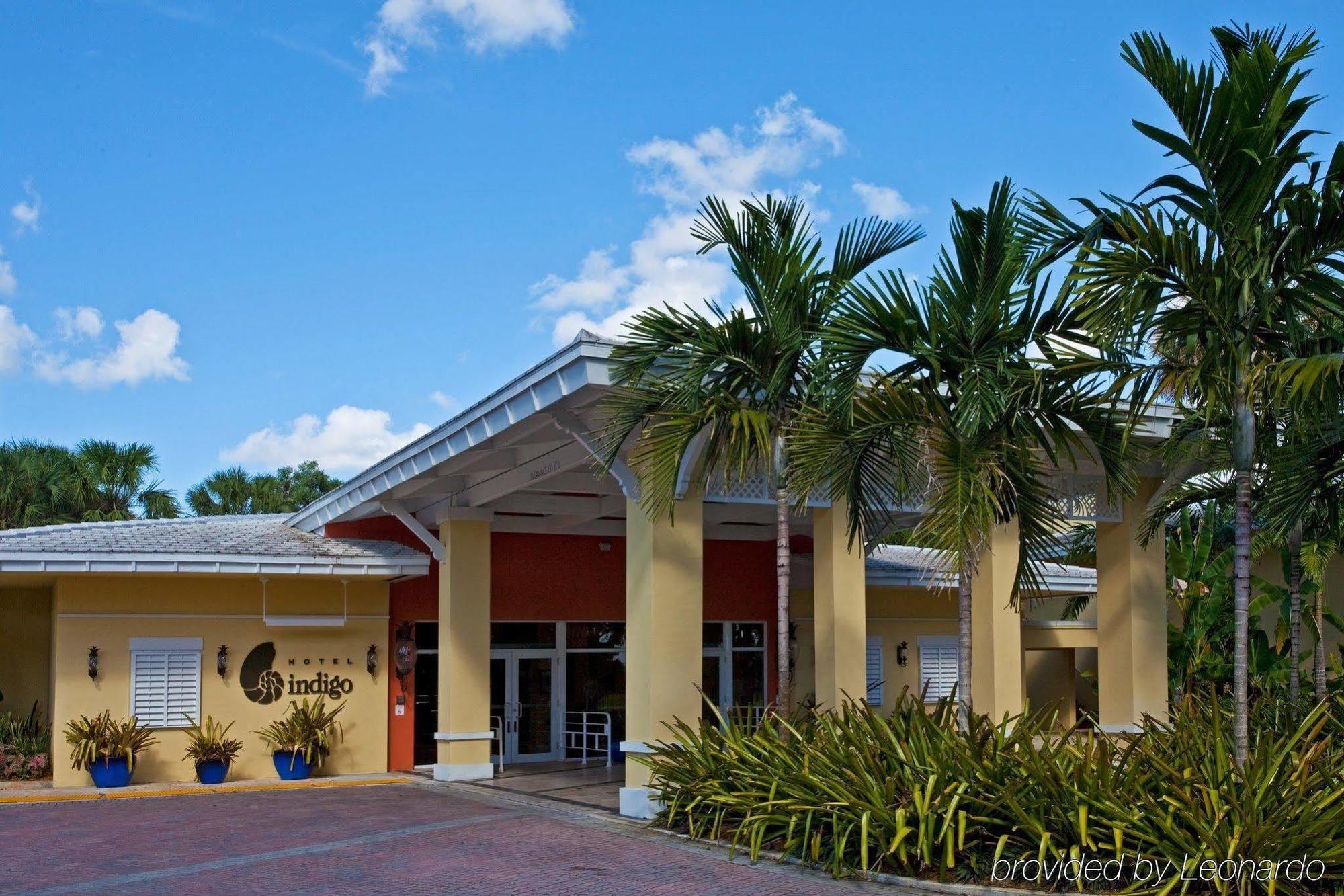 Miami Lakes Hotel And Golf Exterior photo